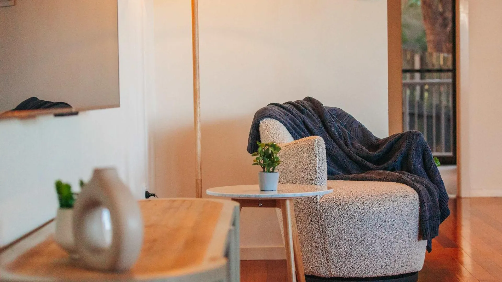 Cheerful Family Home With Stunning Views Caloundra Holiday home
