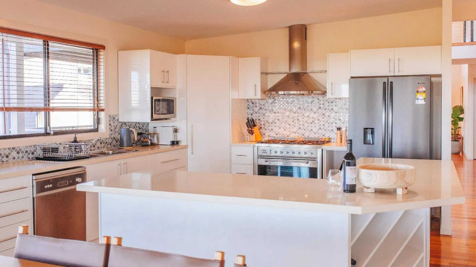 Cheerful Family Home With Stunning Views Caloundra Holiday home